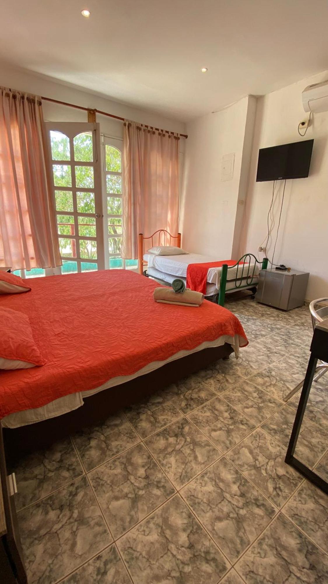 טגאנגה Sierraventura Hostel מראה חיצוני תמונה